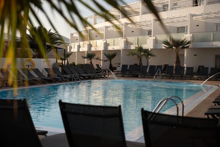 Pool 41 of 313