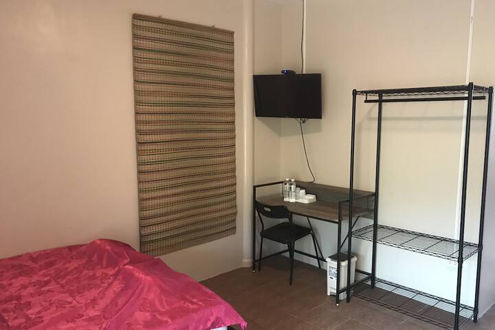 Room 14 of 21
