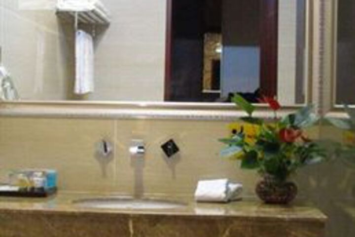 Star Hotel