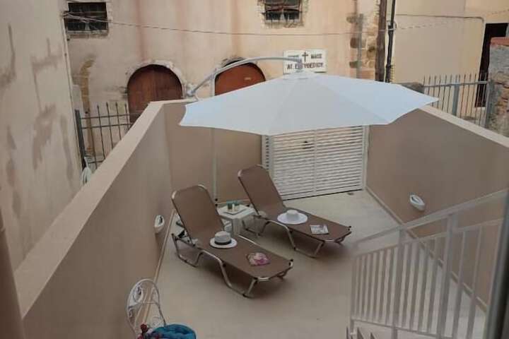 Terrace/Patio 25 of 40