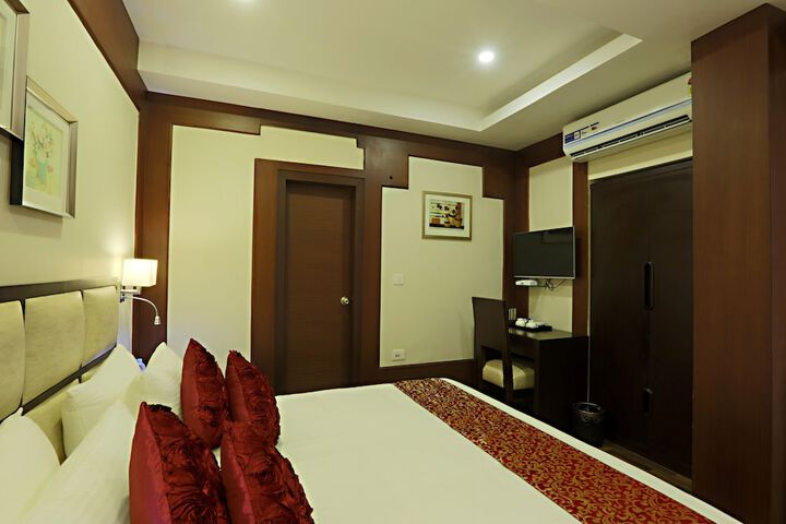 Room 8 of 41