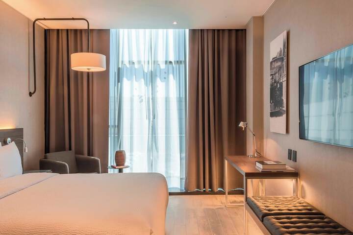 Room 5 of 41