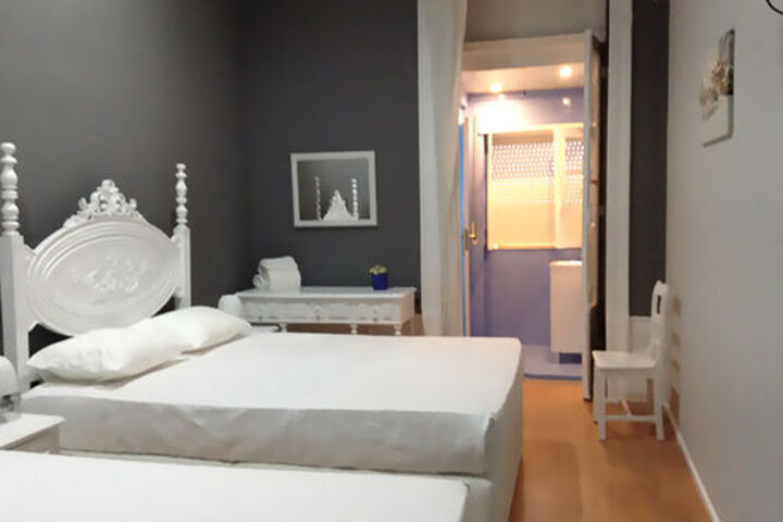 Room 3 of 29