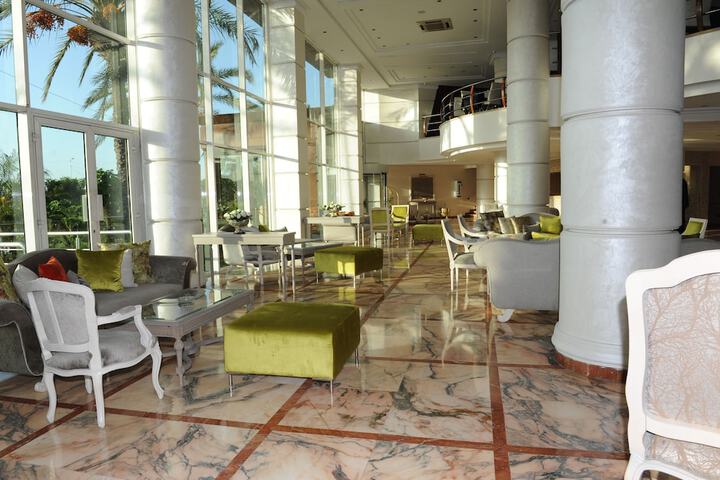 Hotel 2 of 71