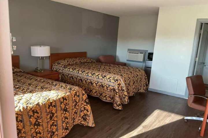 Room 2 of 12