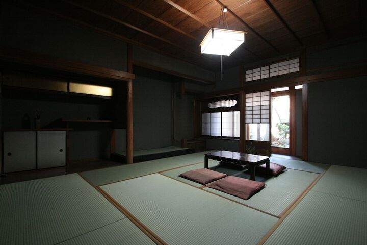 Room 21 of 107