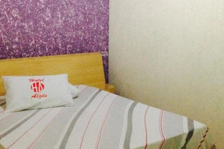 Room 3 of 14