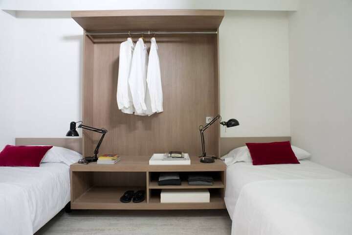 Room 14 of 35