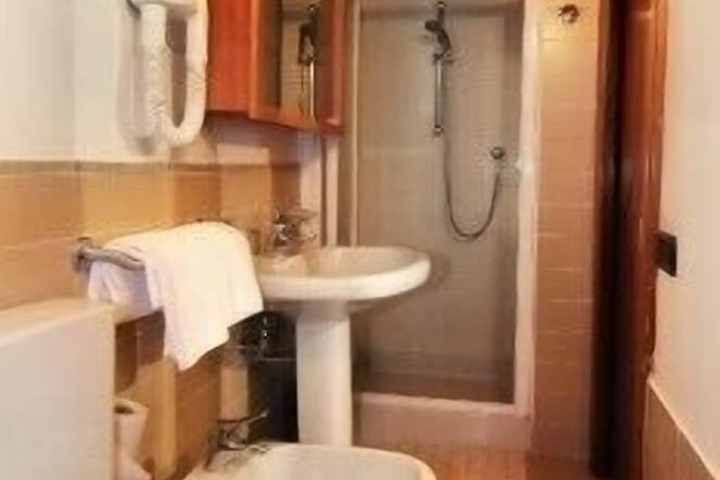 Clean Restrooms