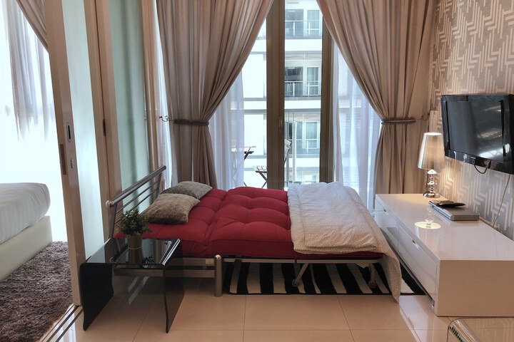 Room 11 of 53