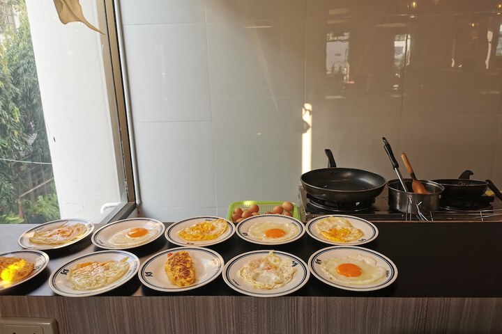 Breakfast/Coffee Service 82 of 92