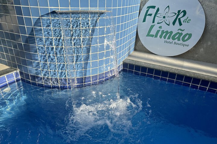 Pool 163 of 180