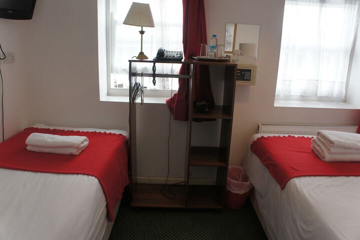 Room 39 of 127