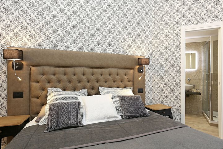 Room 21 of 40
