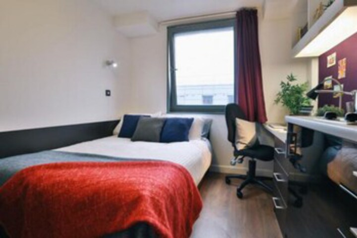 Room 49 of 93