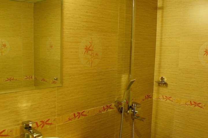 Clean Restrooms