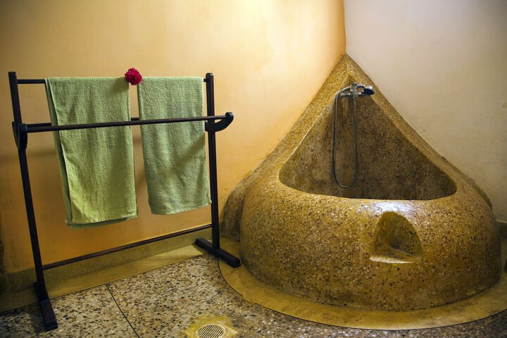 Room 47 of 101