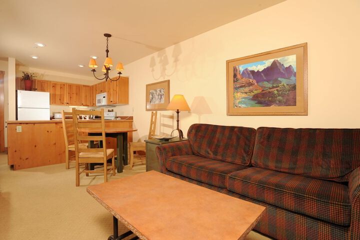 Room 47 of 89