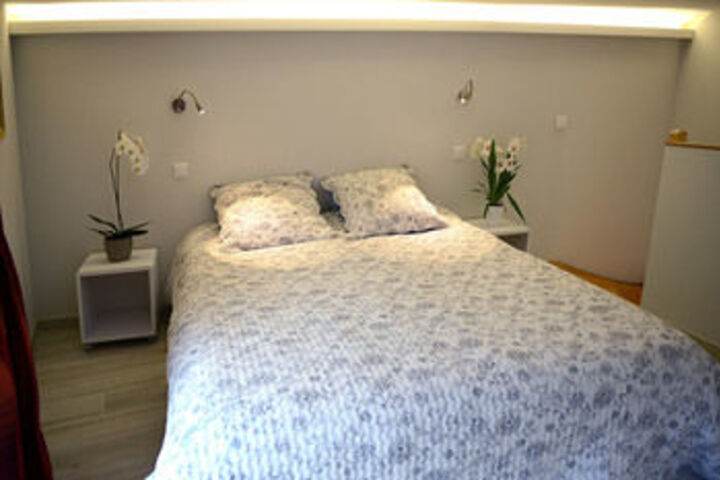 Room 10 of 22