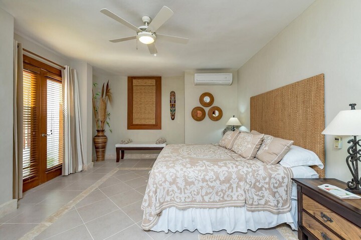 Room 15 of 34