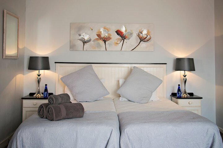 Room 9 of 47