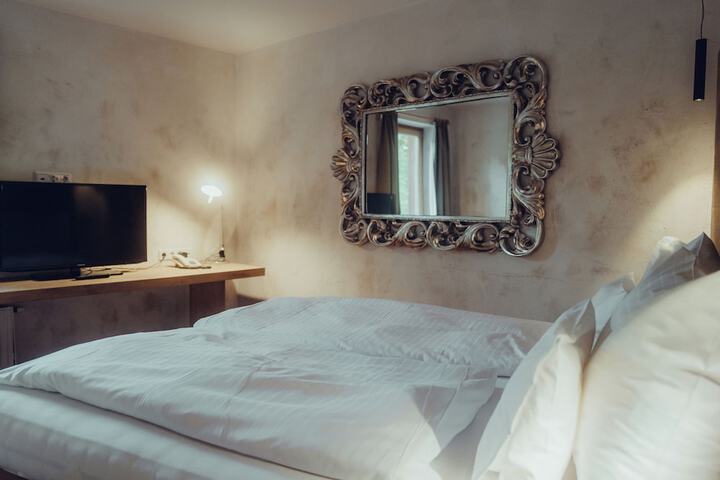 Room 55 of 126