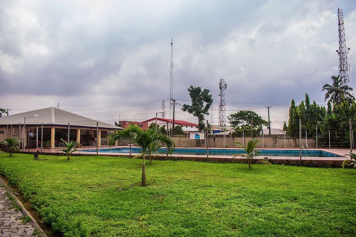 Pool 50 of 89