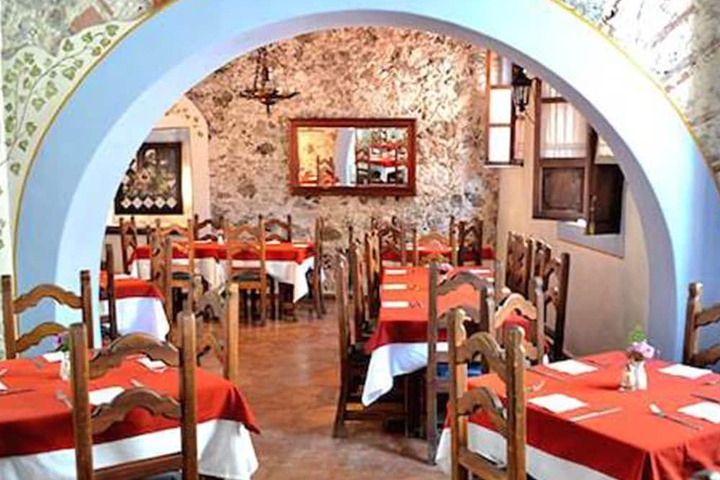 Dining Photos