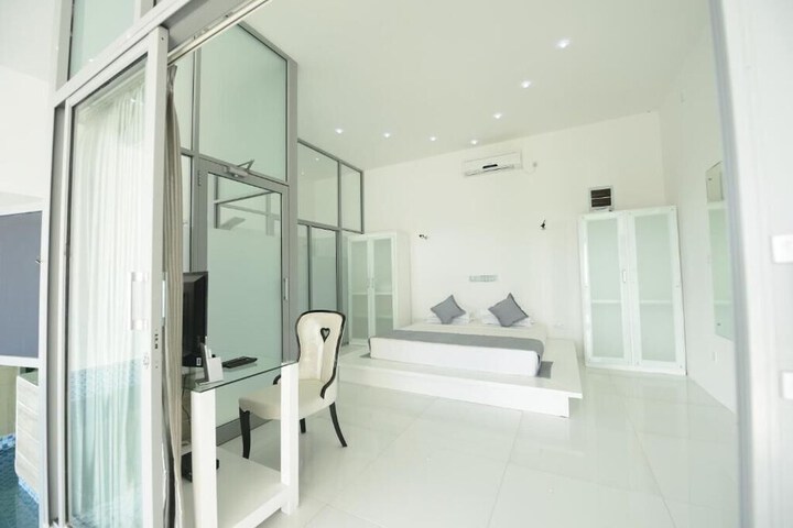 Room 21 of 55