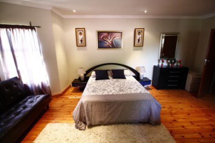 Room 35 of 40
