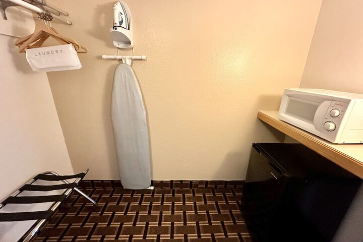 Room 14 of 49