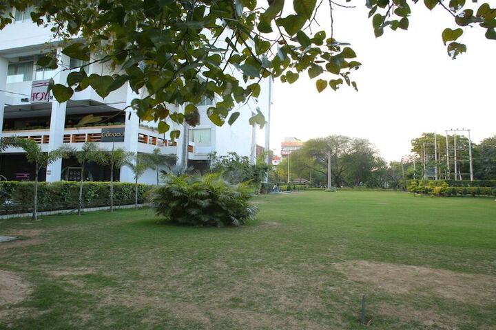 Property Grounds 39 of 47