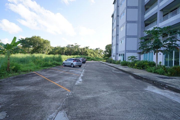 Property Grounds 58 of 64