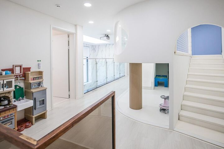 Room 2 of 188