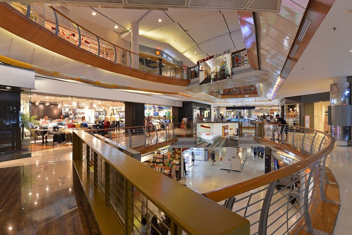 Shopping mall