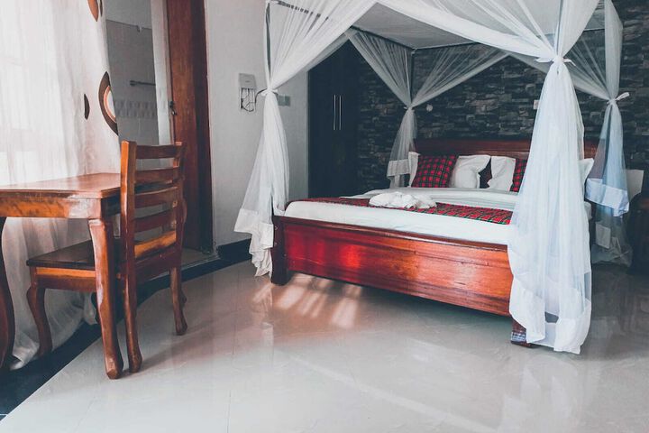 Room 2 of 12