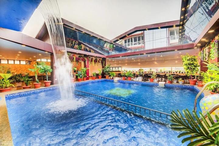 Pool 12 of 17