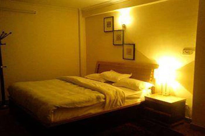 Room 3 of 15