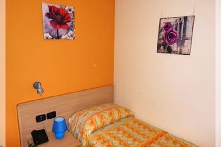 Room 36 of 70