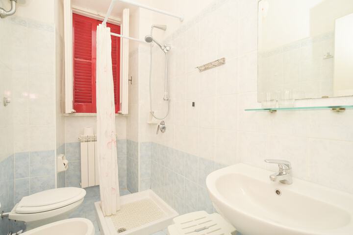 Bath Photo