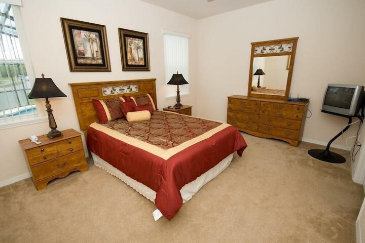 Room 4 of 29