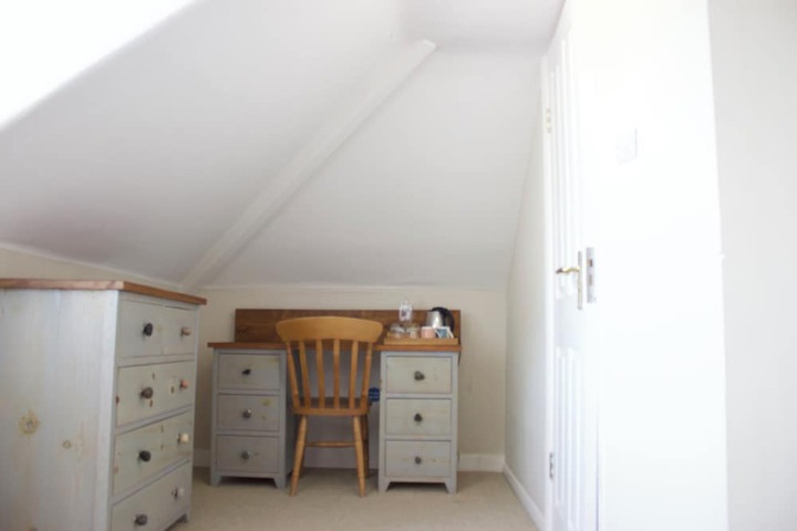 Room 8 of 55