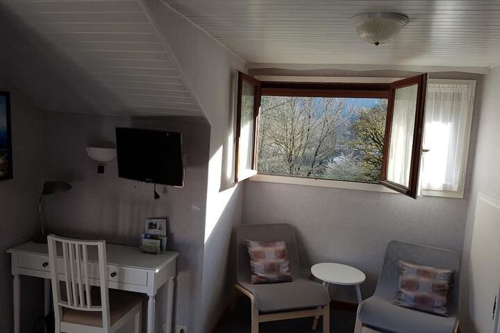 Room 40 of 91
