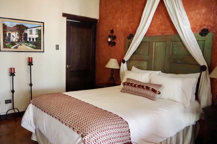 Room 6 of 49