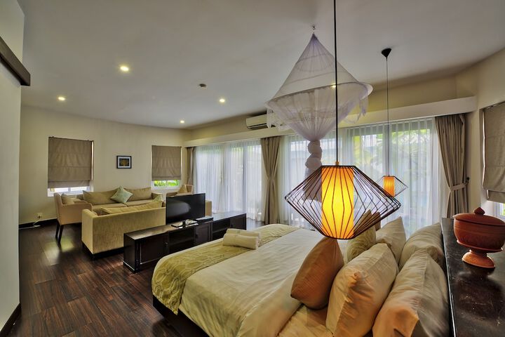Room 20 of 104