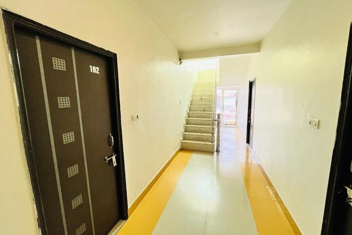 Room 16 of 21