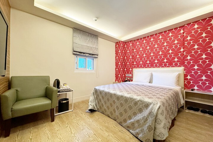 Room 48 of 160