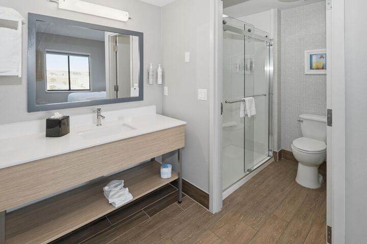 Bathroom shower
