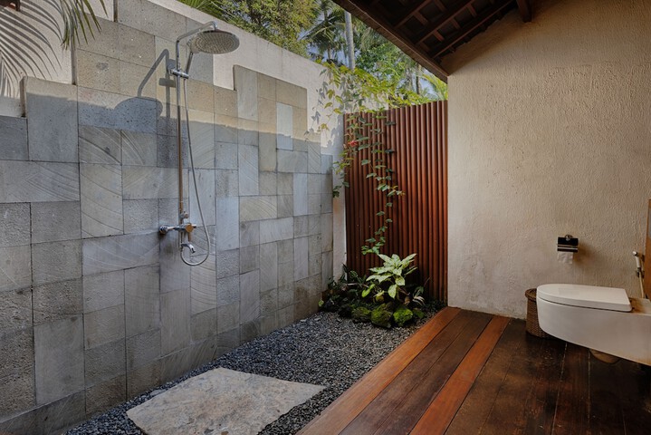 Bath Interior
