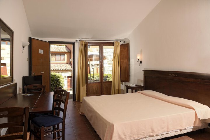 Room 7 of 29